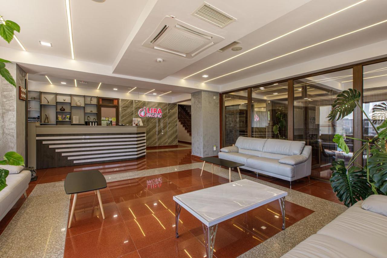Lira Pacific Aparthotel Constanta Exterior photo