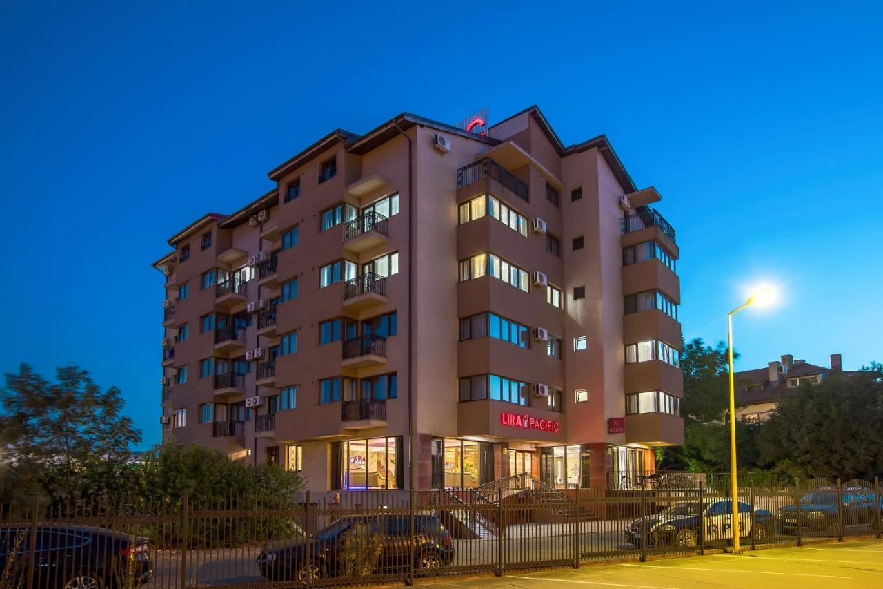 Lira Pacific Aparthotel Constanta Exterior photo