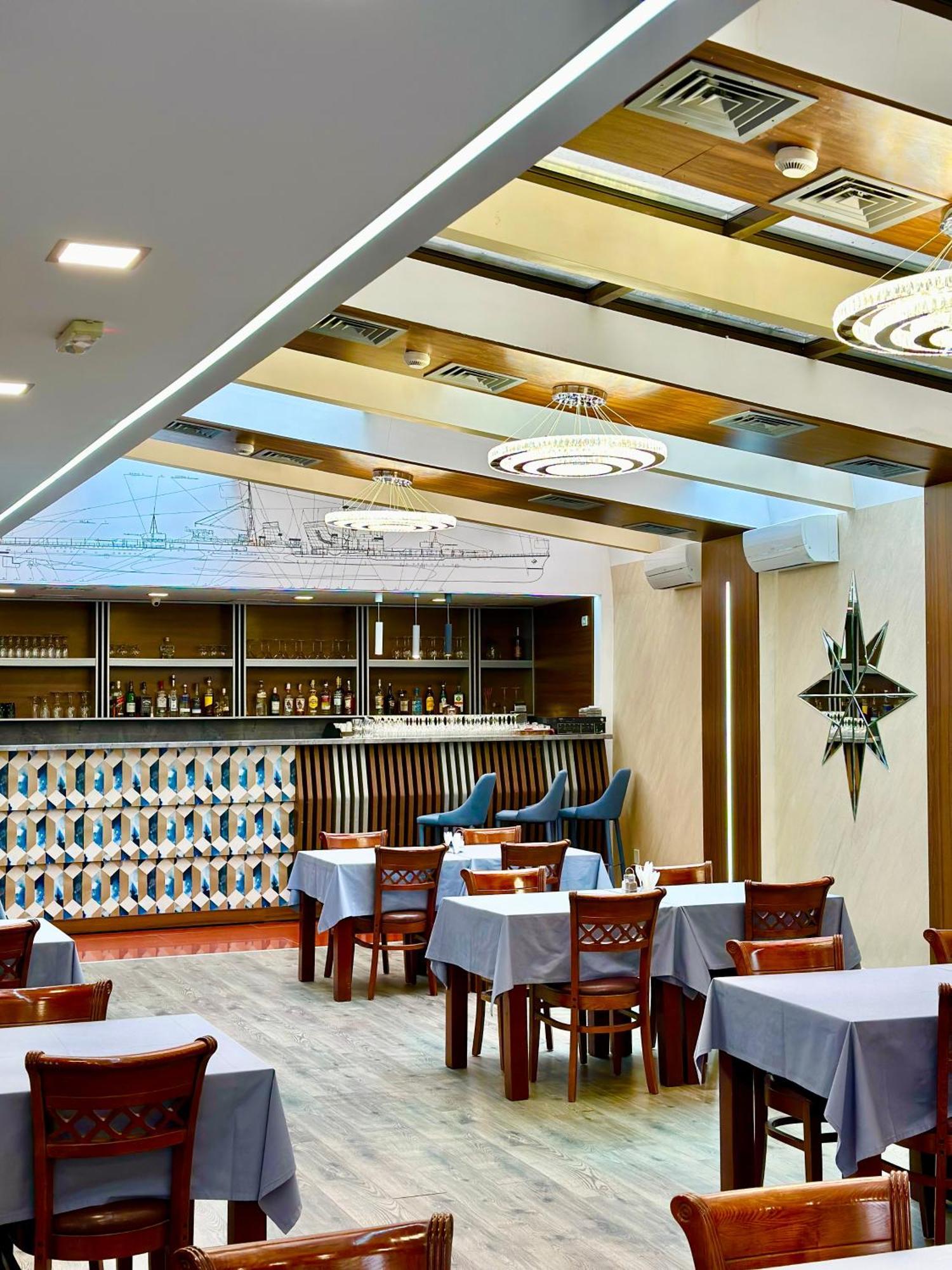 Lira Pacific Aparthotel Constanta Exterior photo